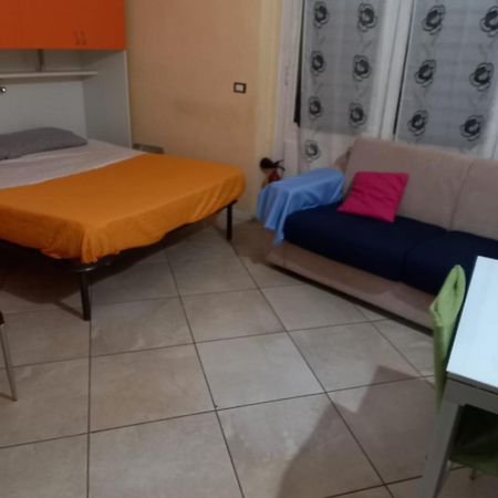 Appartamento monolocale Soana Torino Esterno foto