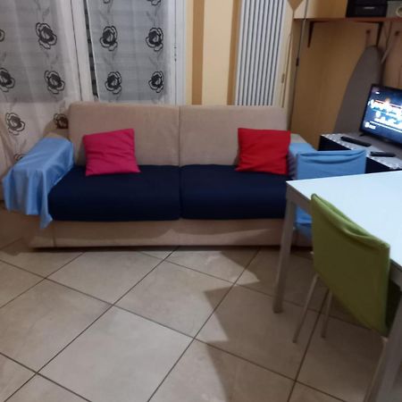 Appartamento monolocale Soana Torino Esterno foto
